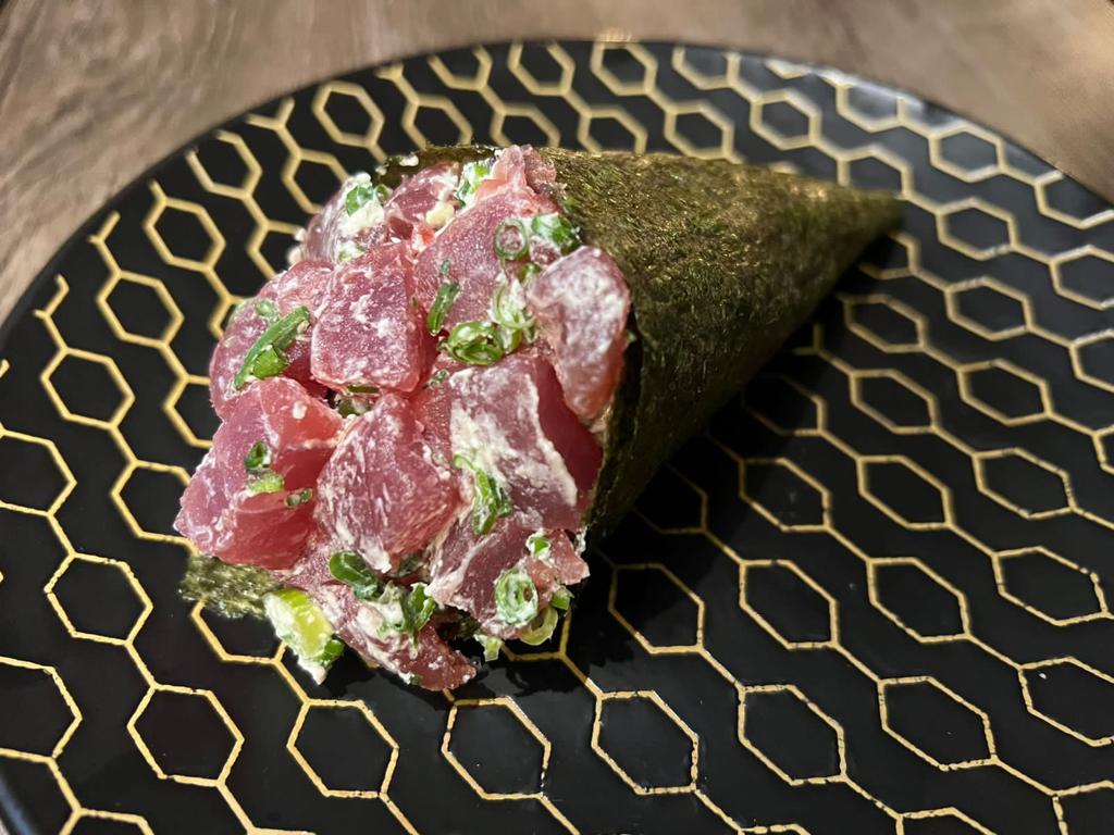 Temaki de tartar de atum